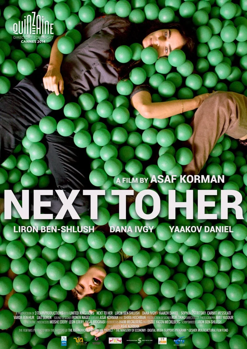 Poster van Next to Her