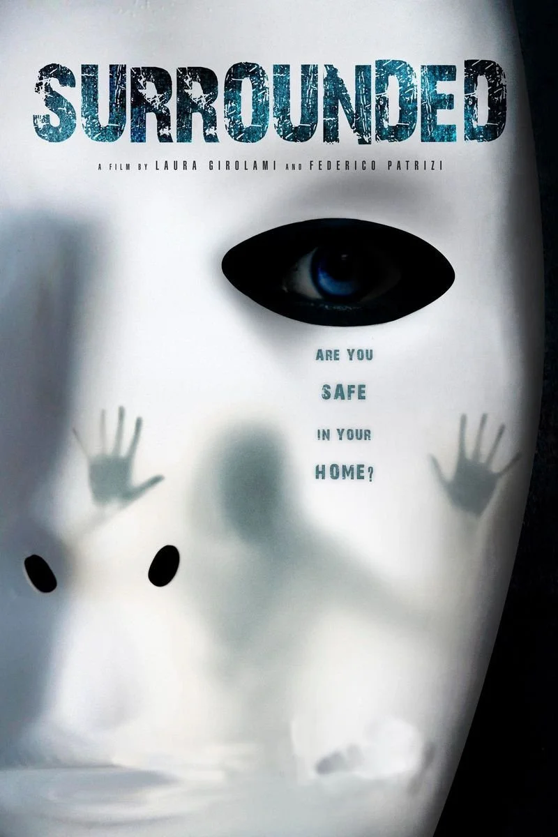 Poster van Surrounded