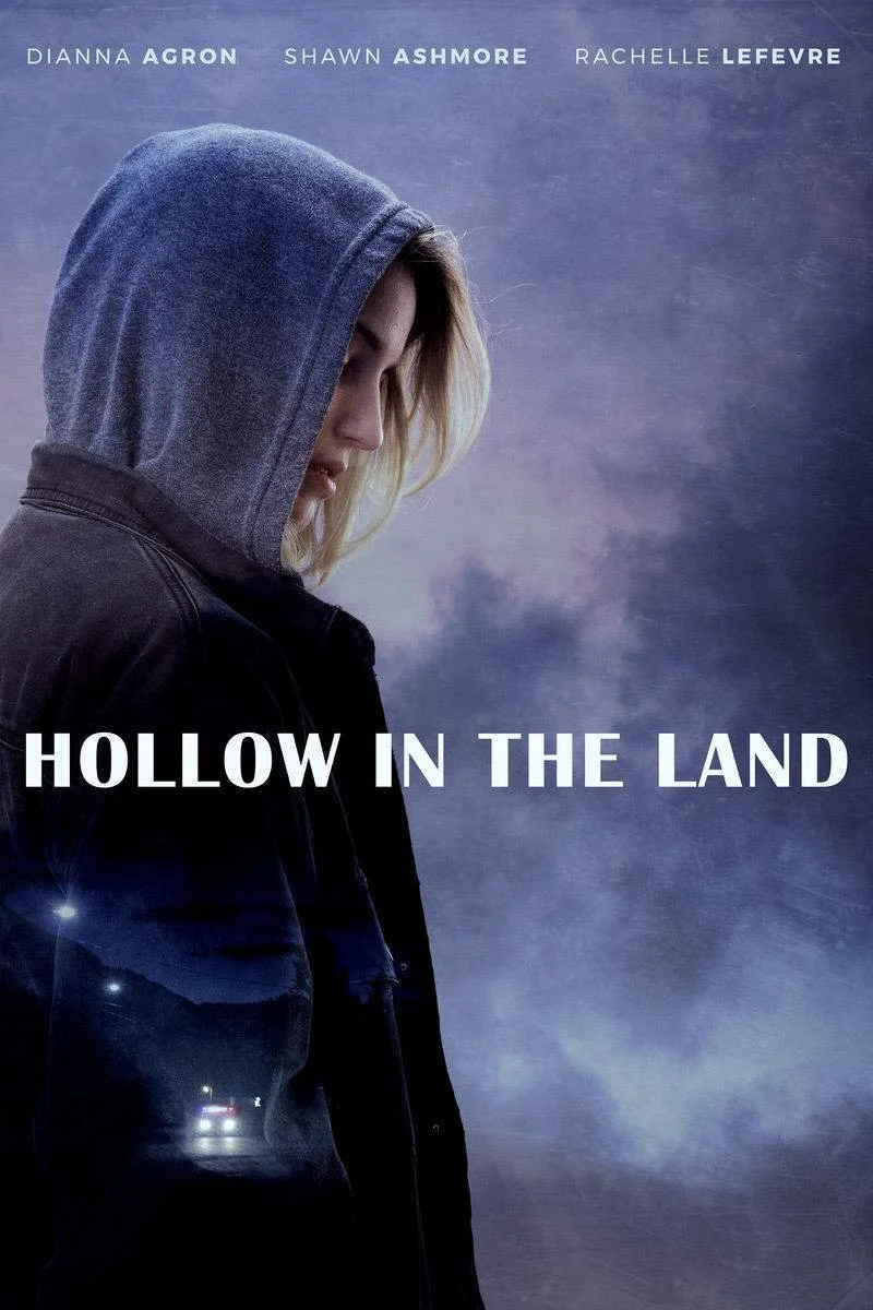Poster van Hollow In the Land