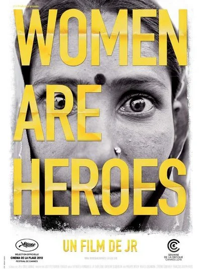 Poster Women Are Heroes