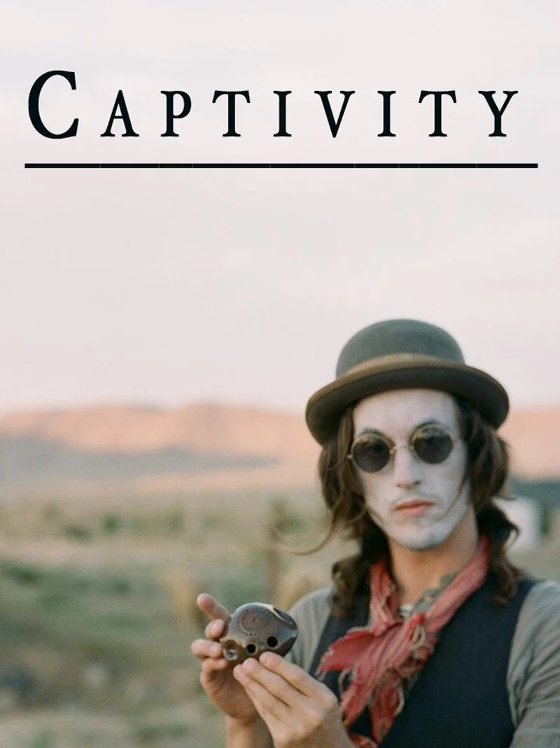 Poster van Captivity