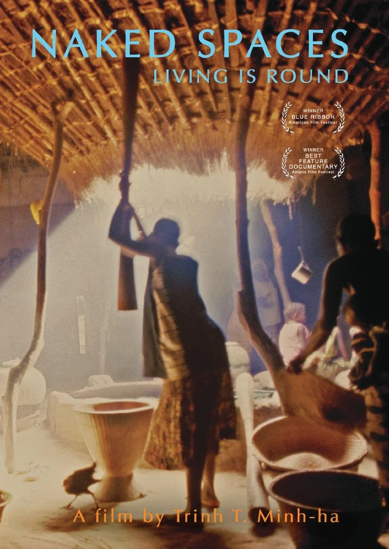 Poster van Naked Spaces - Living is Round