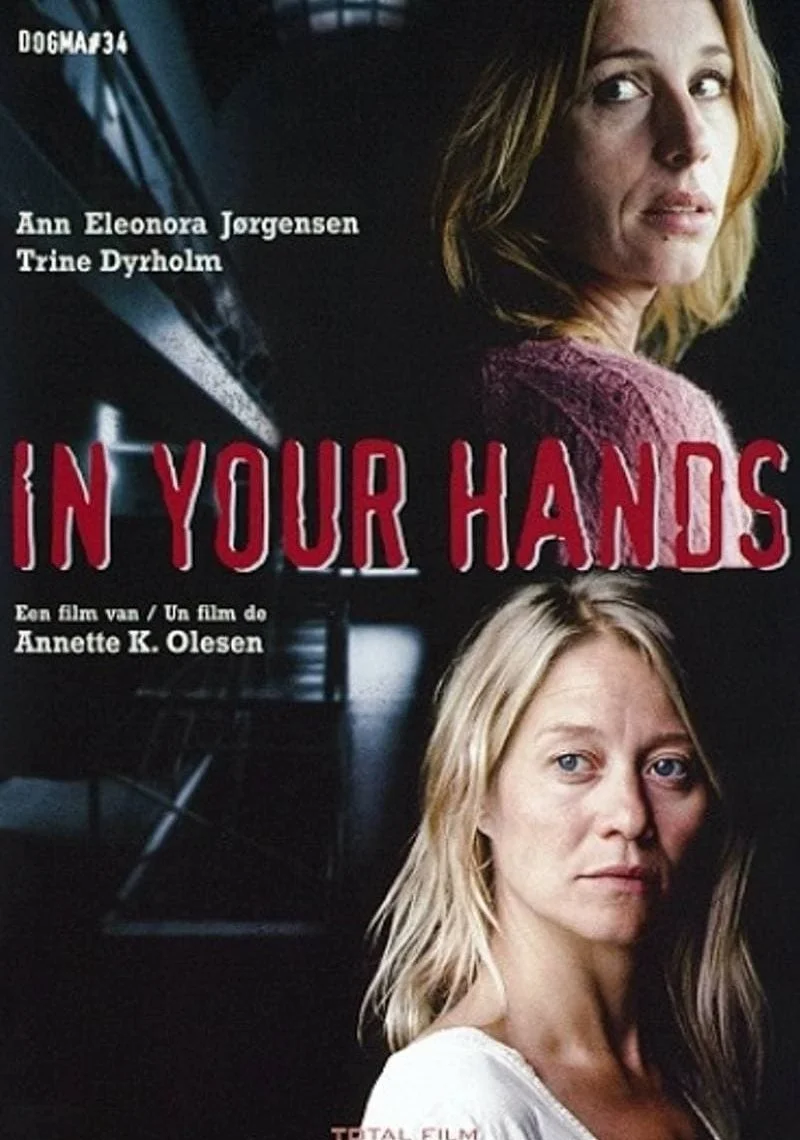 Affiche de In Your Hands