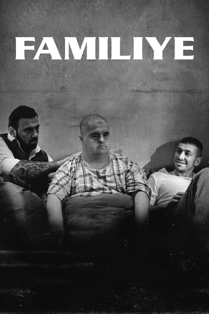 Affiche de Familiye