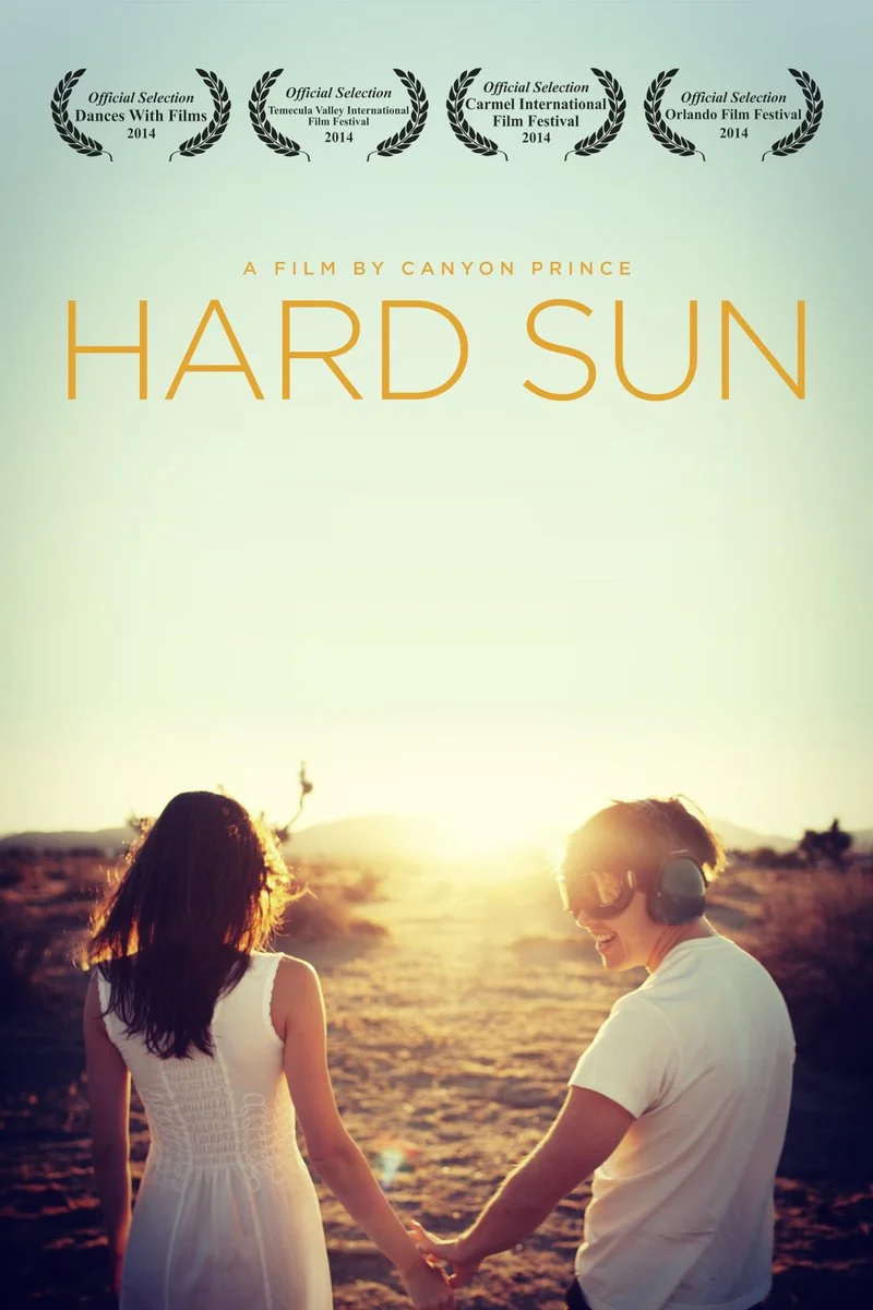 Poster van Hard Sun
