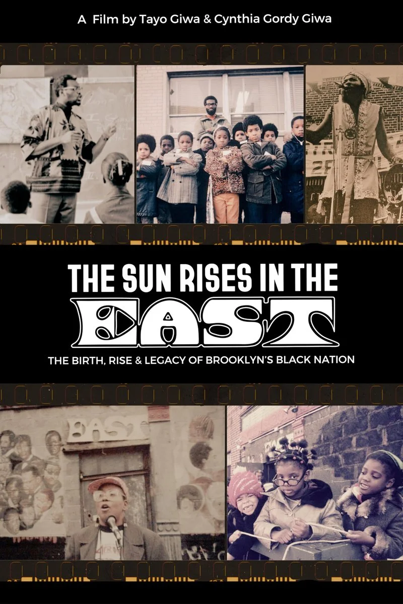 Poster van The Sun Rises in the East