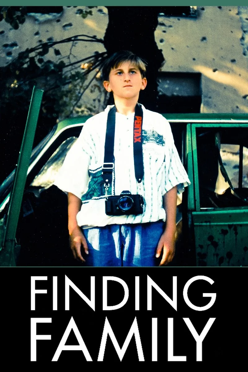 Poster van Finding Family