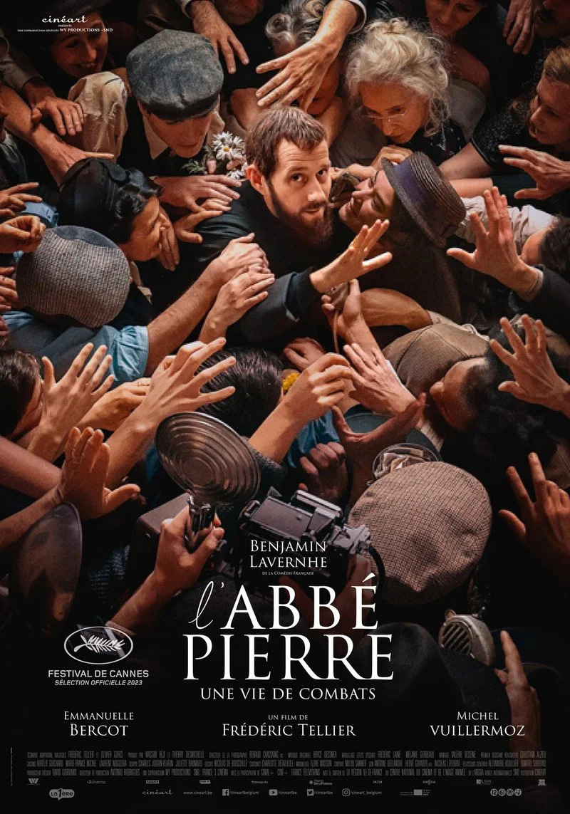 Affiche de L'Abbé Pierre - une vie de combats