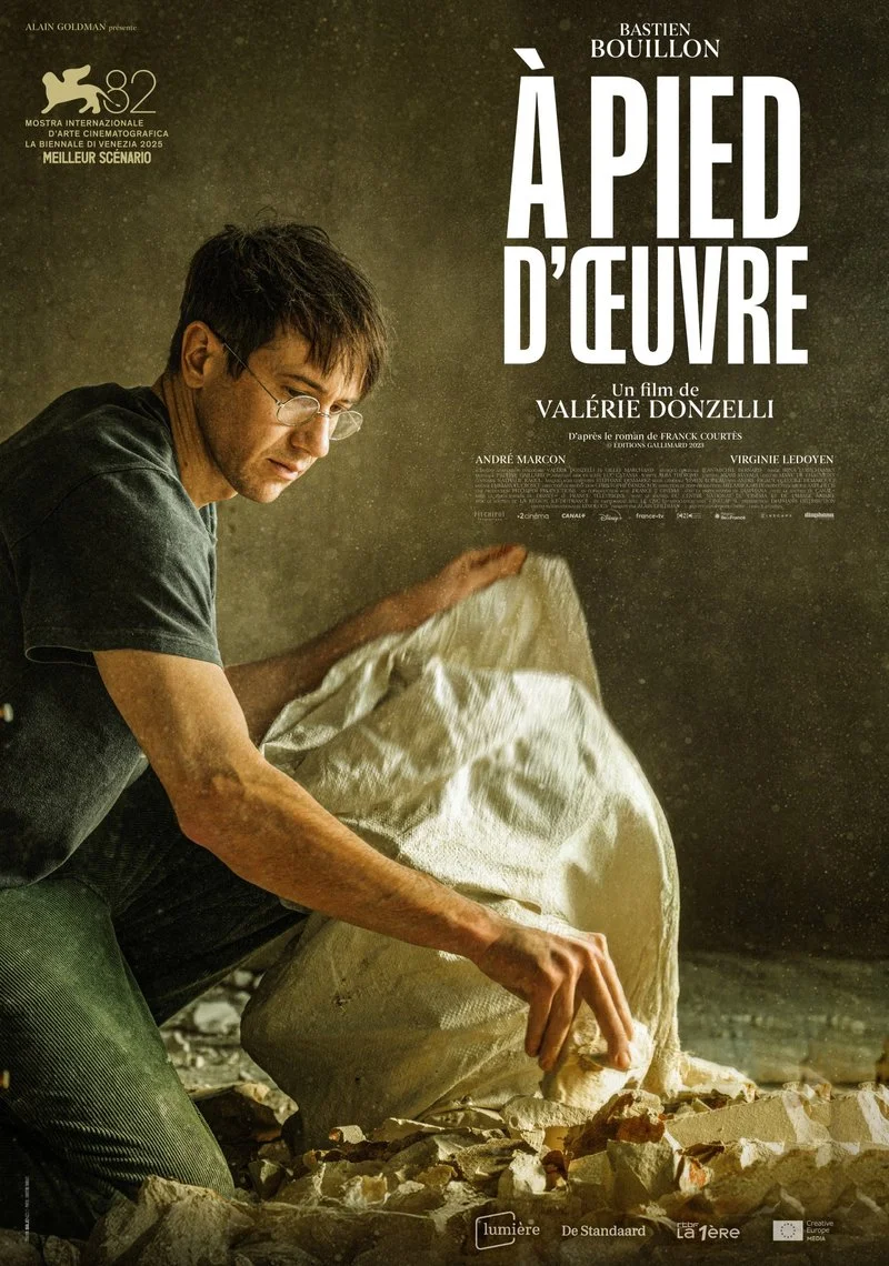 Poster van À pied d'œuvre