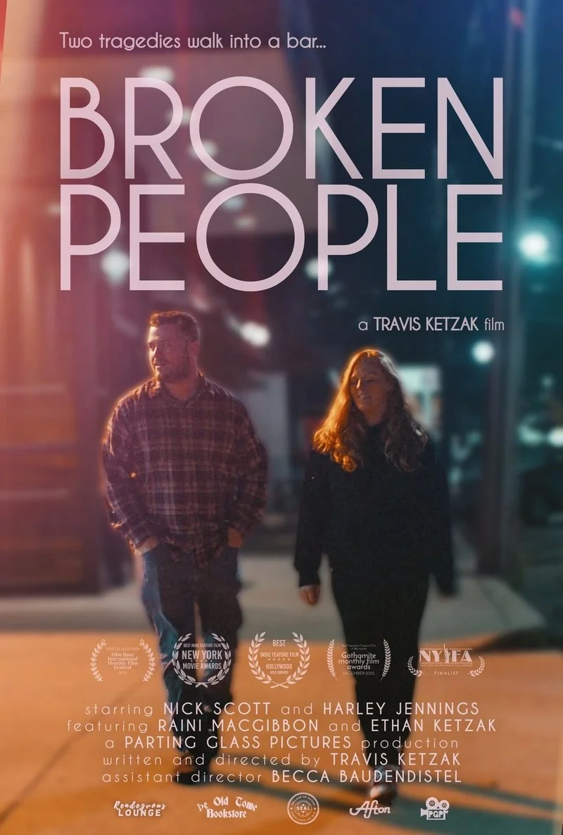 Poster van Broken People