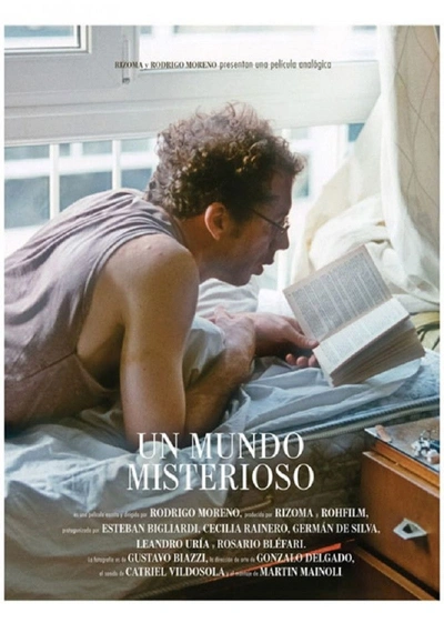 Affiche A Mysterious World