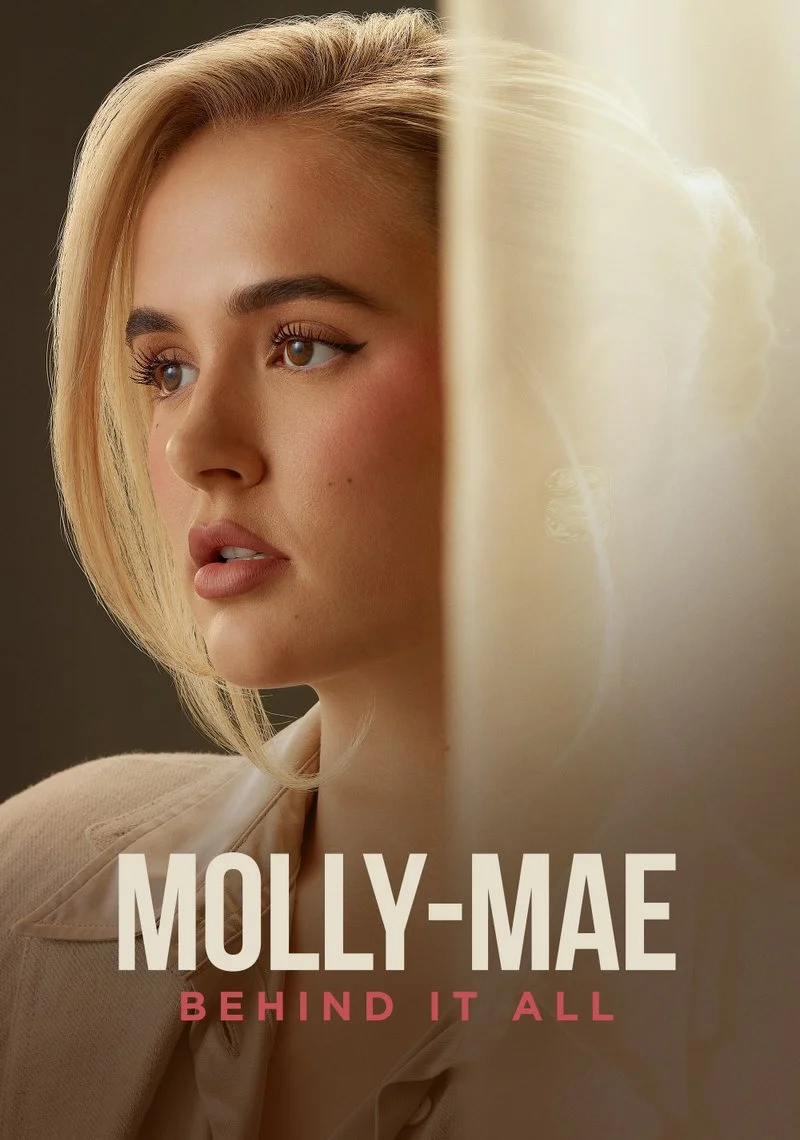 Poster van Molly-Mae: Behind It All