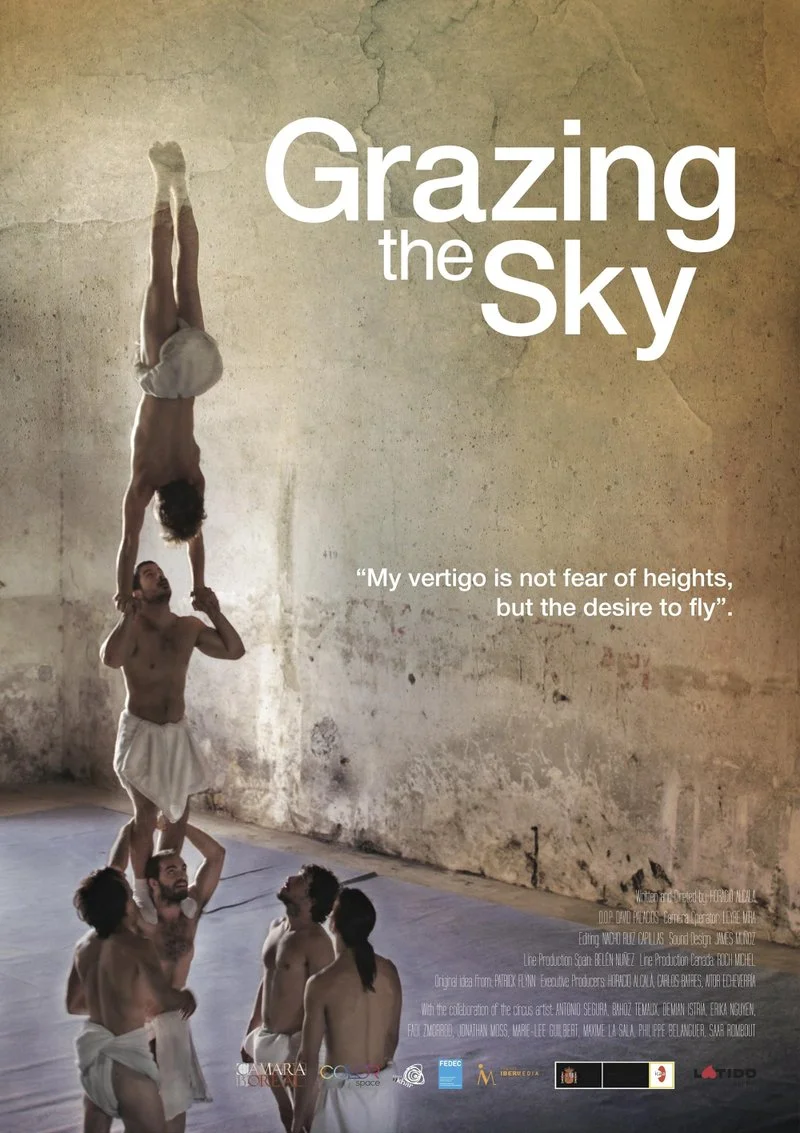 Poster van Grazing the Sky